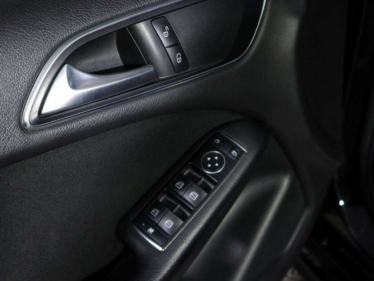 Mercedes-Benz B-Класс б/у, 2013, Роботизированная. Фото: #12