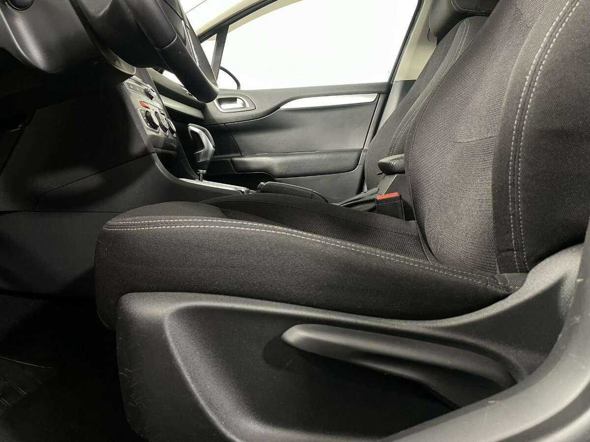 Citroen C4 б/у, 2015, Автоматическая. Фото: #8