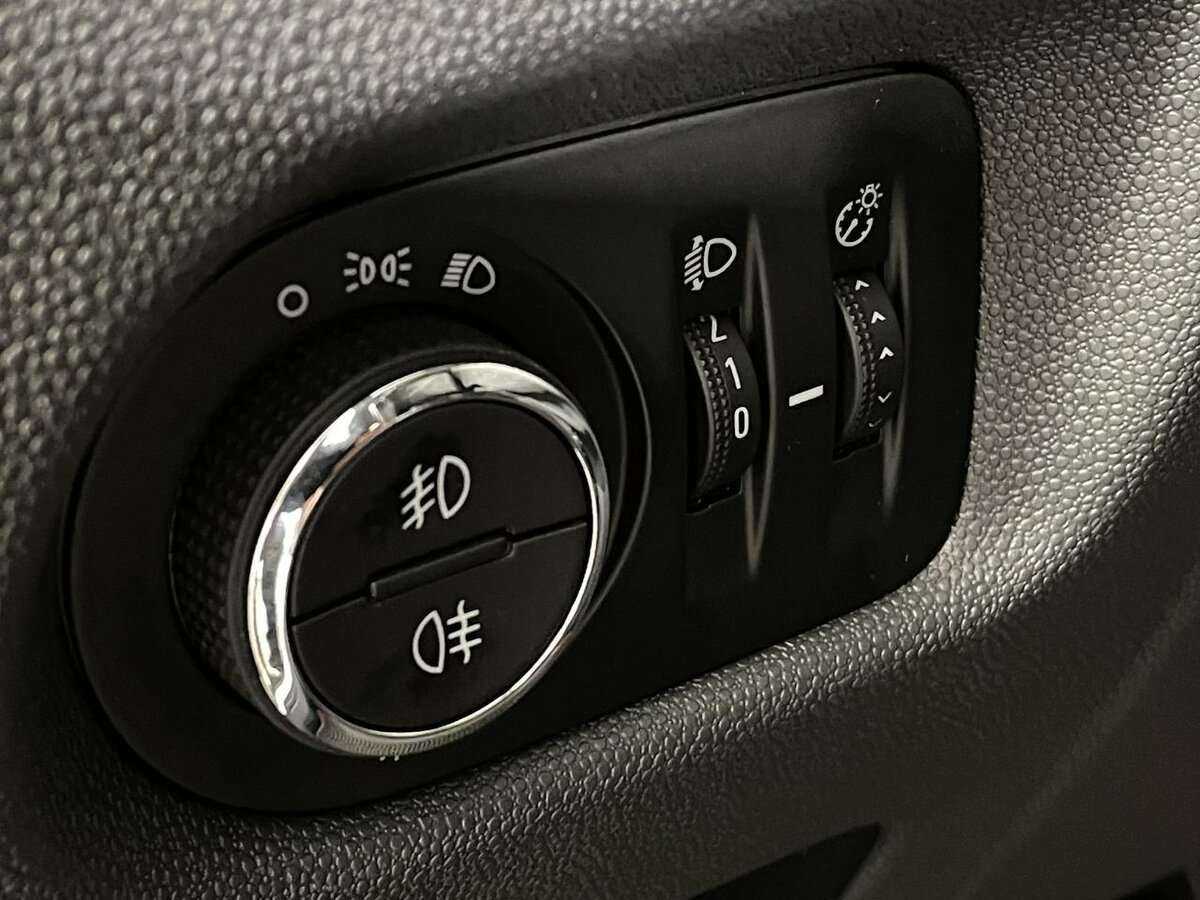 Opel Corsa б/у, 2013, Автоматическая. Фото: #8