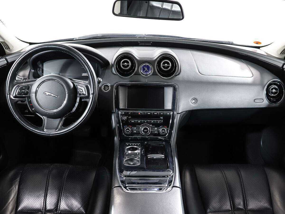 Jaguar XJ б/у, 2013, Автоматическая. Фото: #11
