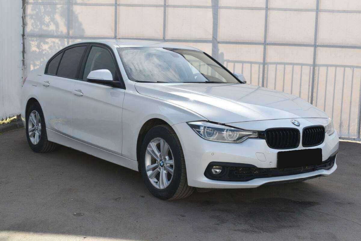 BMW 3 серии б/у, 2018, Автоматическая. Фото: #2