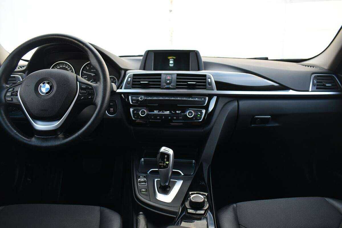 BMW 3 серии б/у, 2018, Автоматическая. Фото: #8