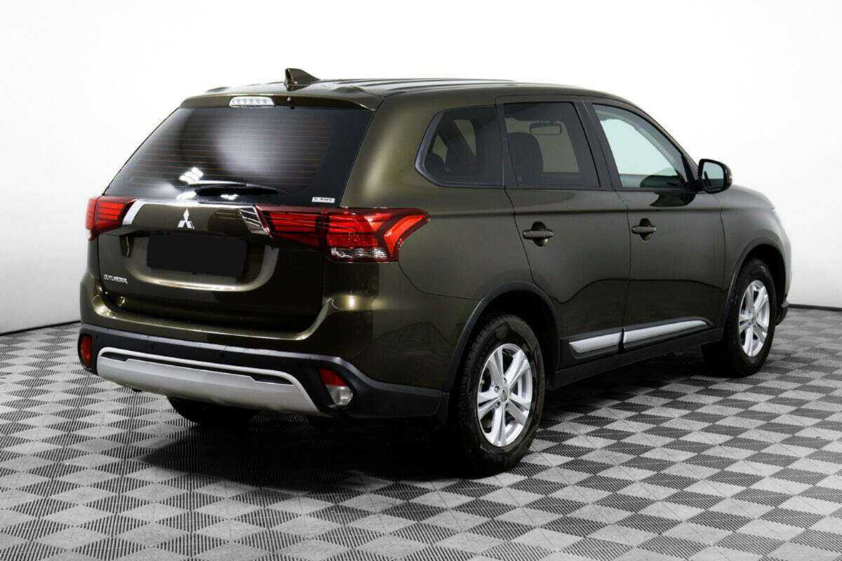 Mitsubishi Outlander б/у, 2020, Вариатор. Фото: #4