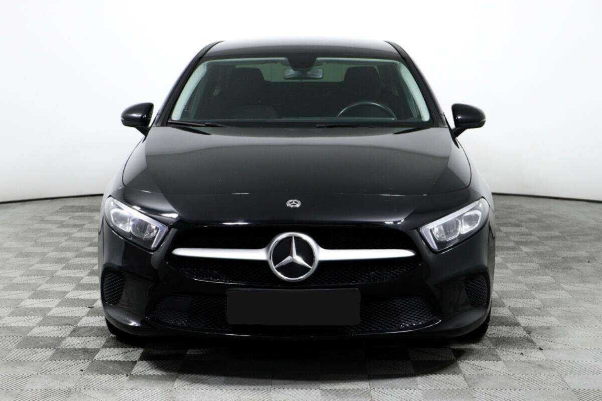 Mercedes-Benz A-Класс б/у, 2019, Роботизированная. Фото: #1