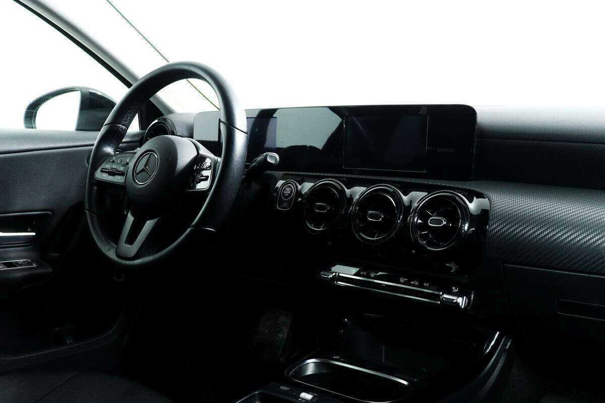 Mercedes-Benz A-Класс б/у, 2019, Роботизированная. Фото: #8