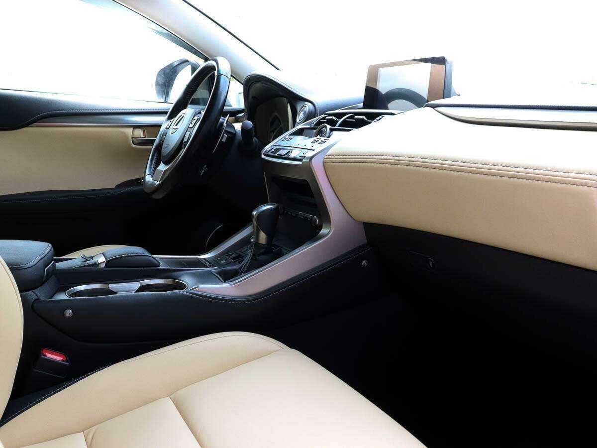 Lexus NX б/у, 2017, Вариатор. Фото: #6