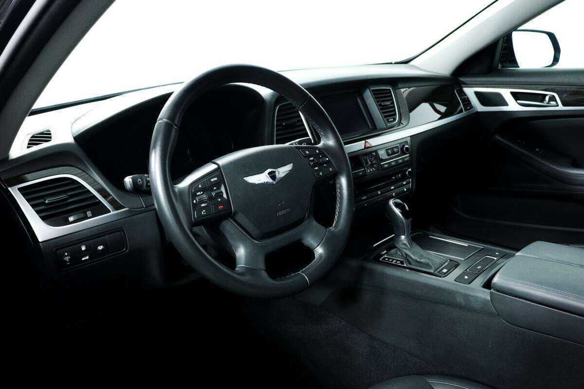Hyundai Genesis б/у, 2016, Автоматическая. Фото: #12