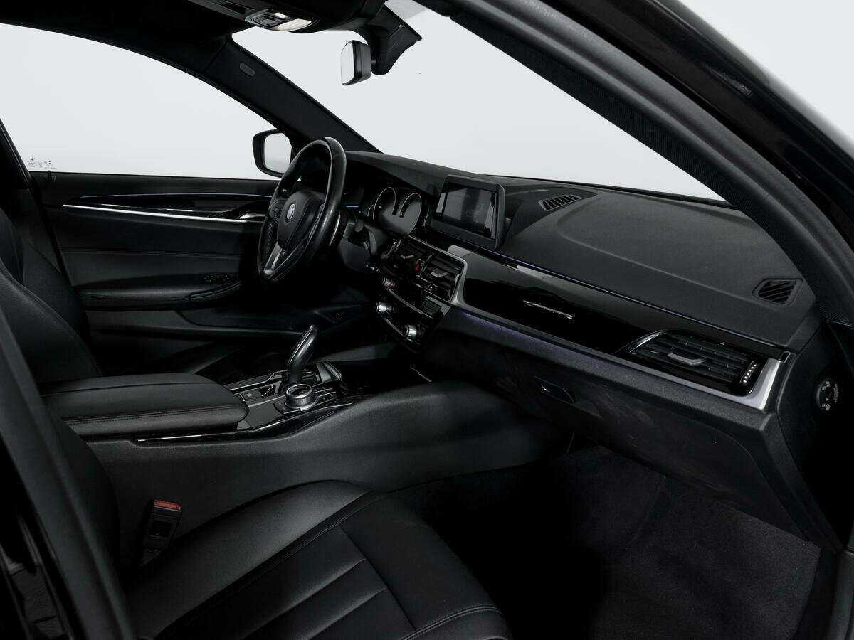 BMW 5 серии б/у, 2017, Автоматическая. Фото: #8