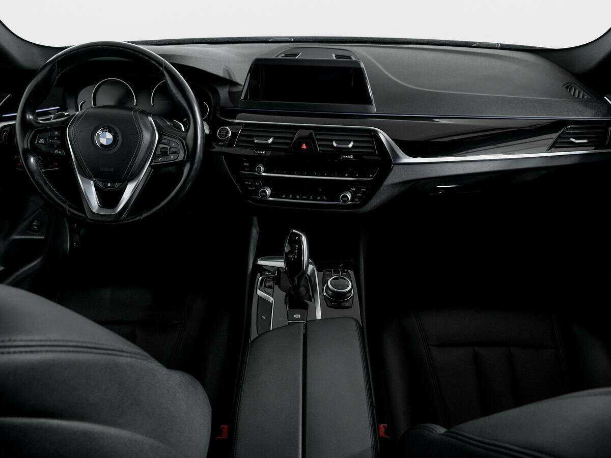 BMW 5 серии б/у, 2017, Автоматическая. Фото: #11
