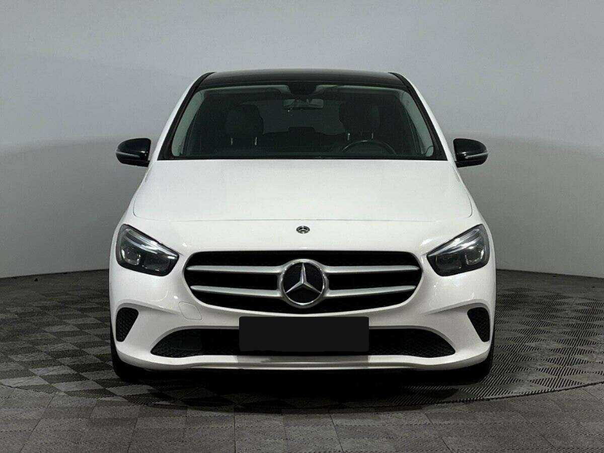 Mercedes-Benz B-Класс б/у, 2018, Роботизированная. Фото: #1