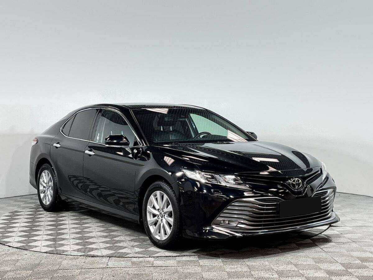 Toyota Camry б/у, 2018, Автоматическая. Фото: #1