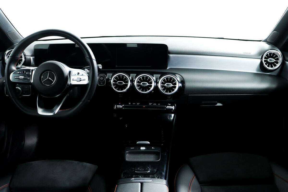 Mercedes-Benz A-Класс б/у, 2020, Роботизированная. Фото: #9