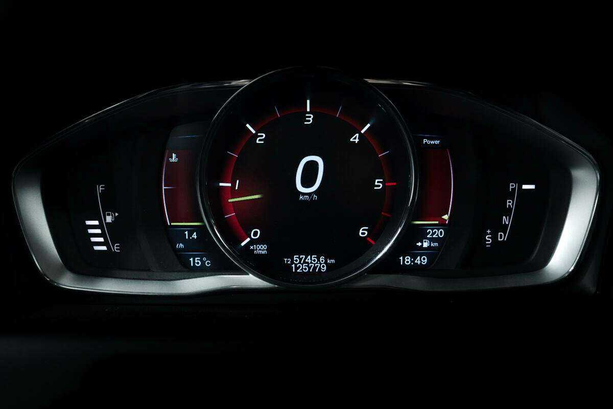 Вольво ИксЦ60 б/у, 2013, Автоматическая. Фото: #9