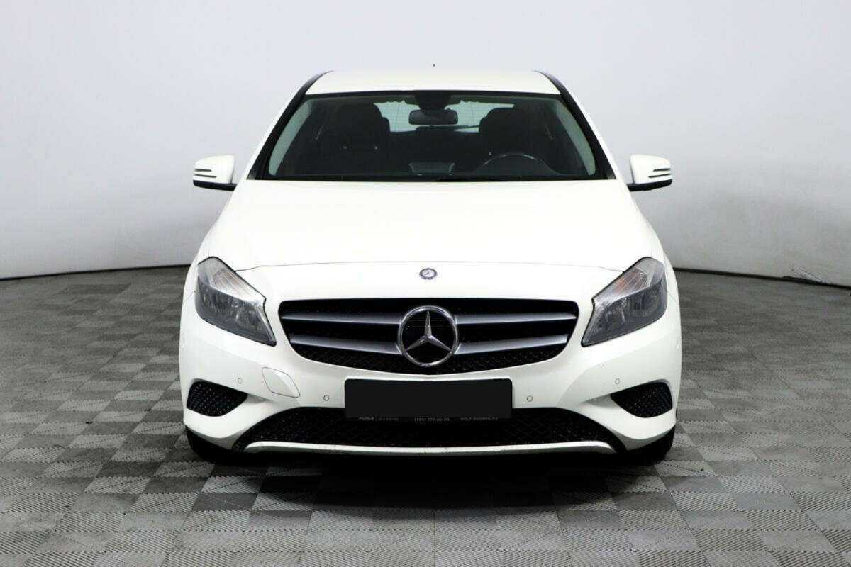Mercedes-Benz A-Класс б/у, 2014, Роботизированная. Фото: #1