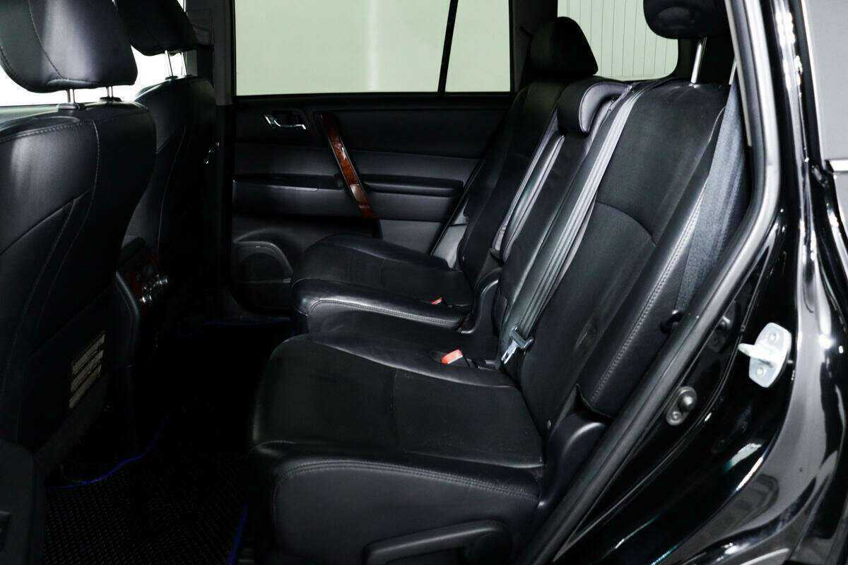 Тойота Хайлэндер б/у, 2012, Автоматическая. Фото: #11