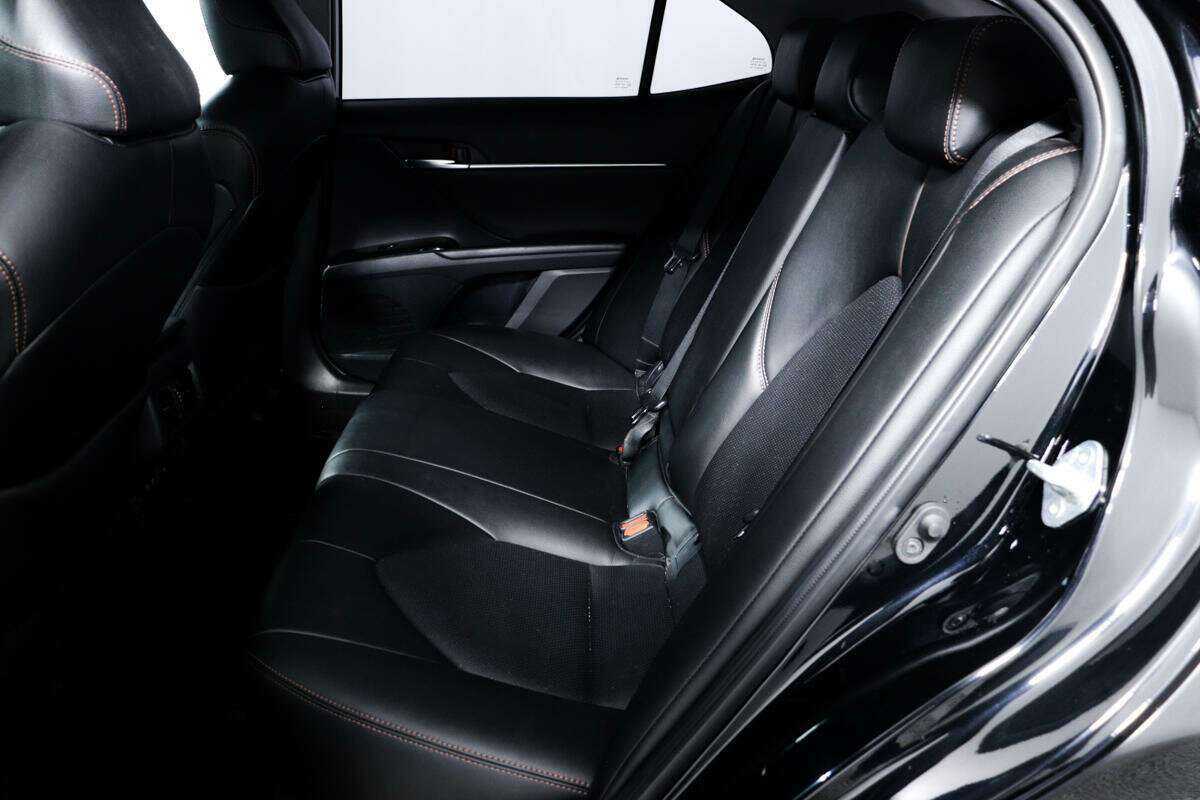 Toyota Camry б/у, 2019, Автоматическая. Фото: #11