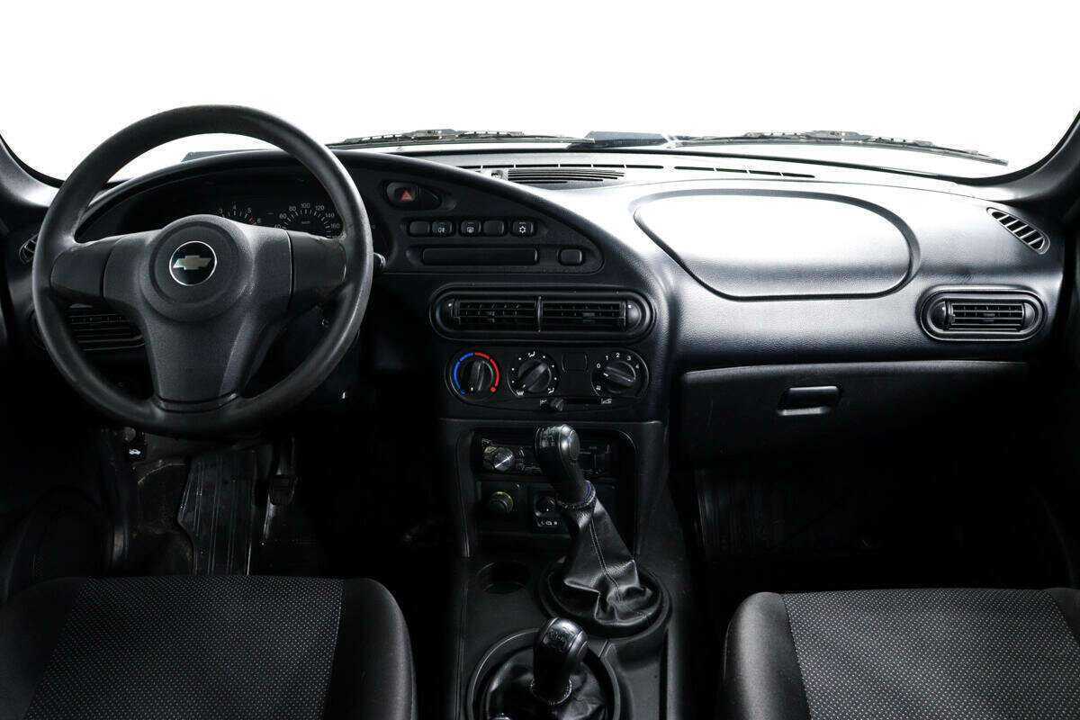 Chevrolet Niva б/у, 2014, Механическая. Фото: #10