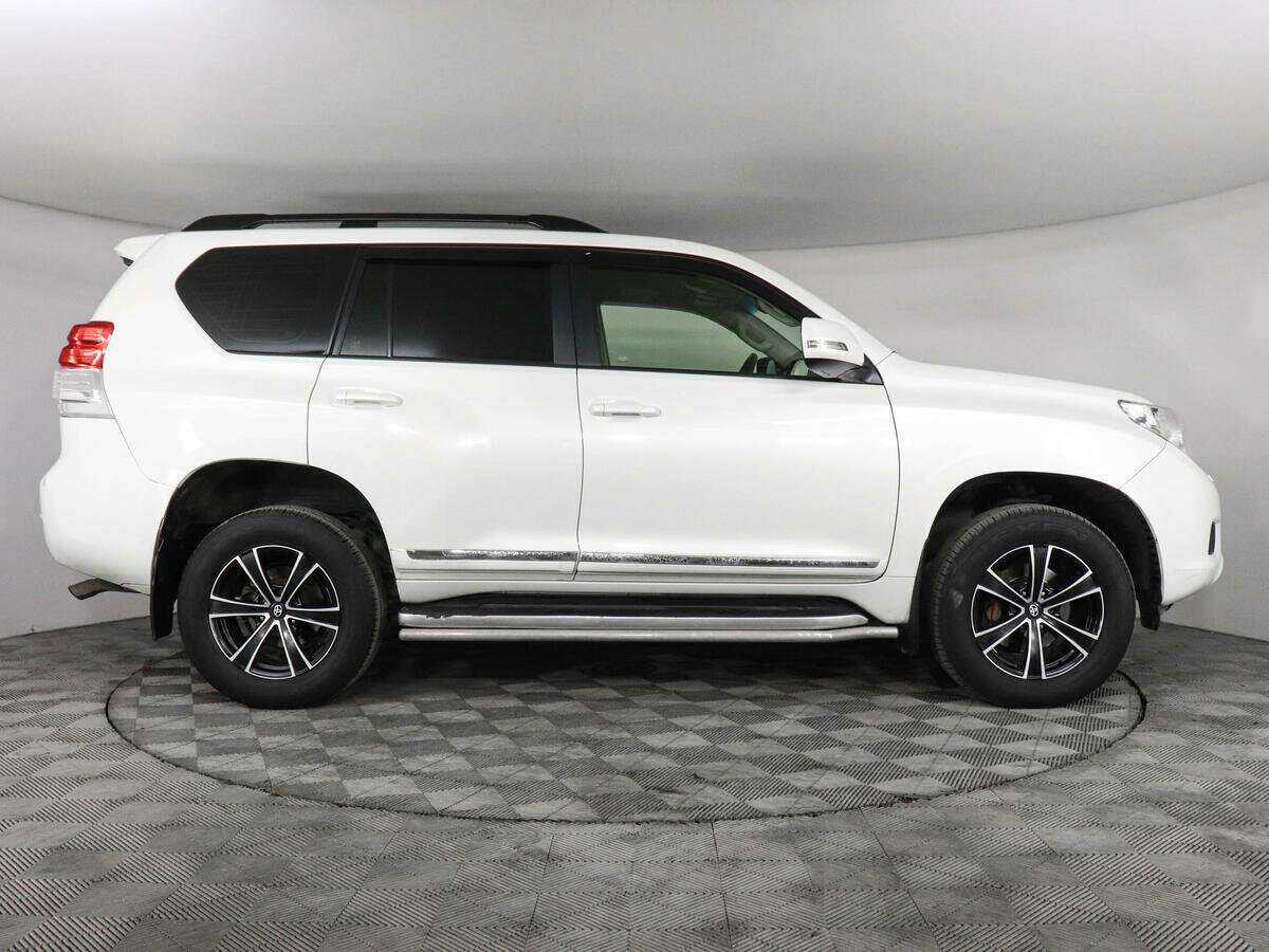 Toyota Land Cruiser Prado б/у, 2013, Автоматическая. Фото: #3