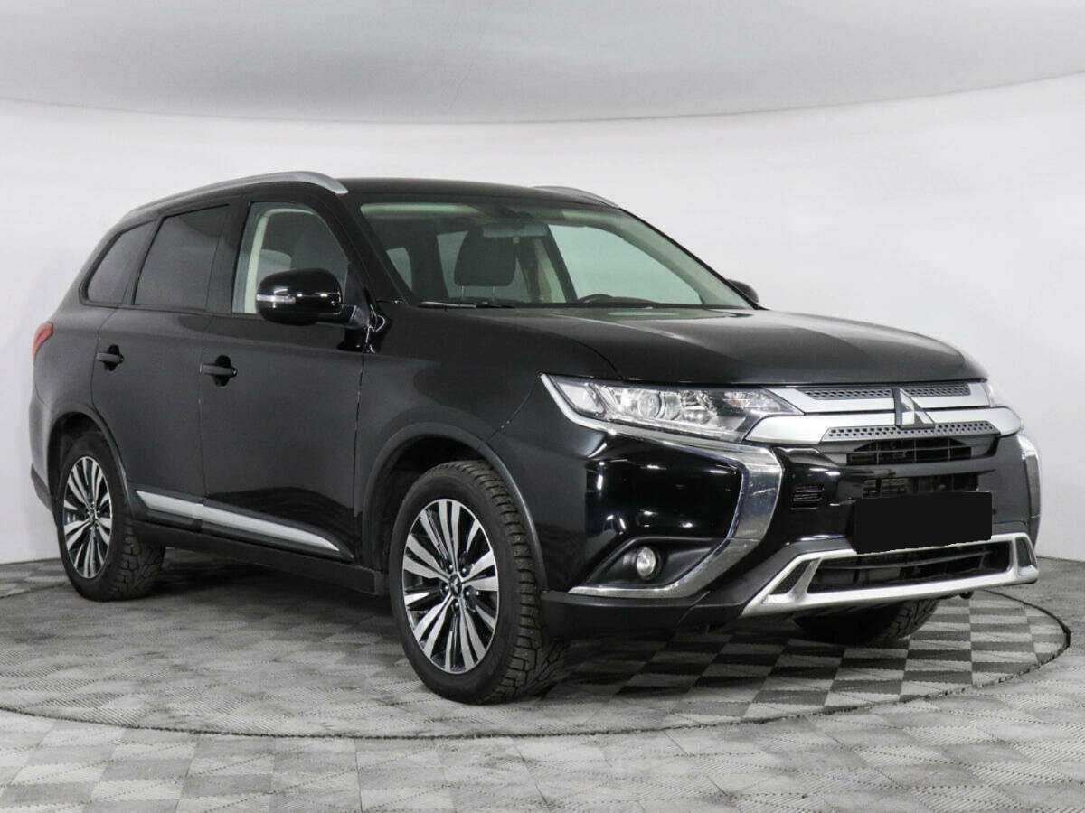 Mitsubishi Outlander б/у, 2018, Вариатор. Фото: #2