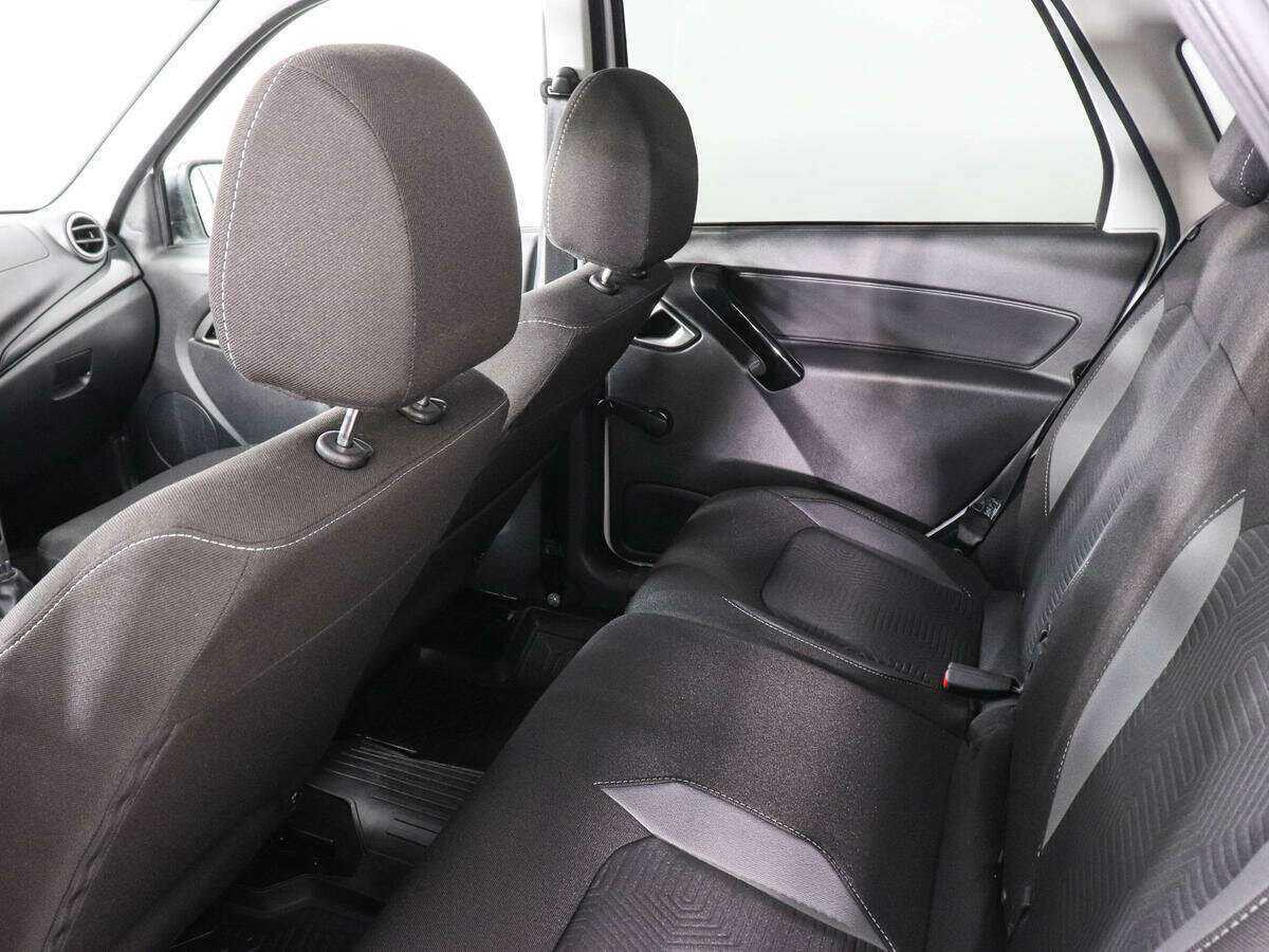 Lada (ВАЗ) Granta б/у, 2023, Механическая. Фото: #11