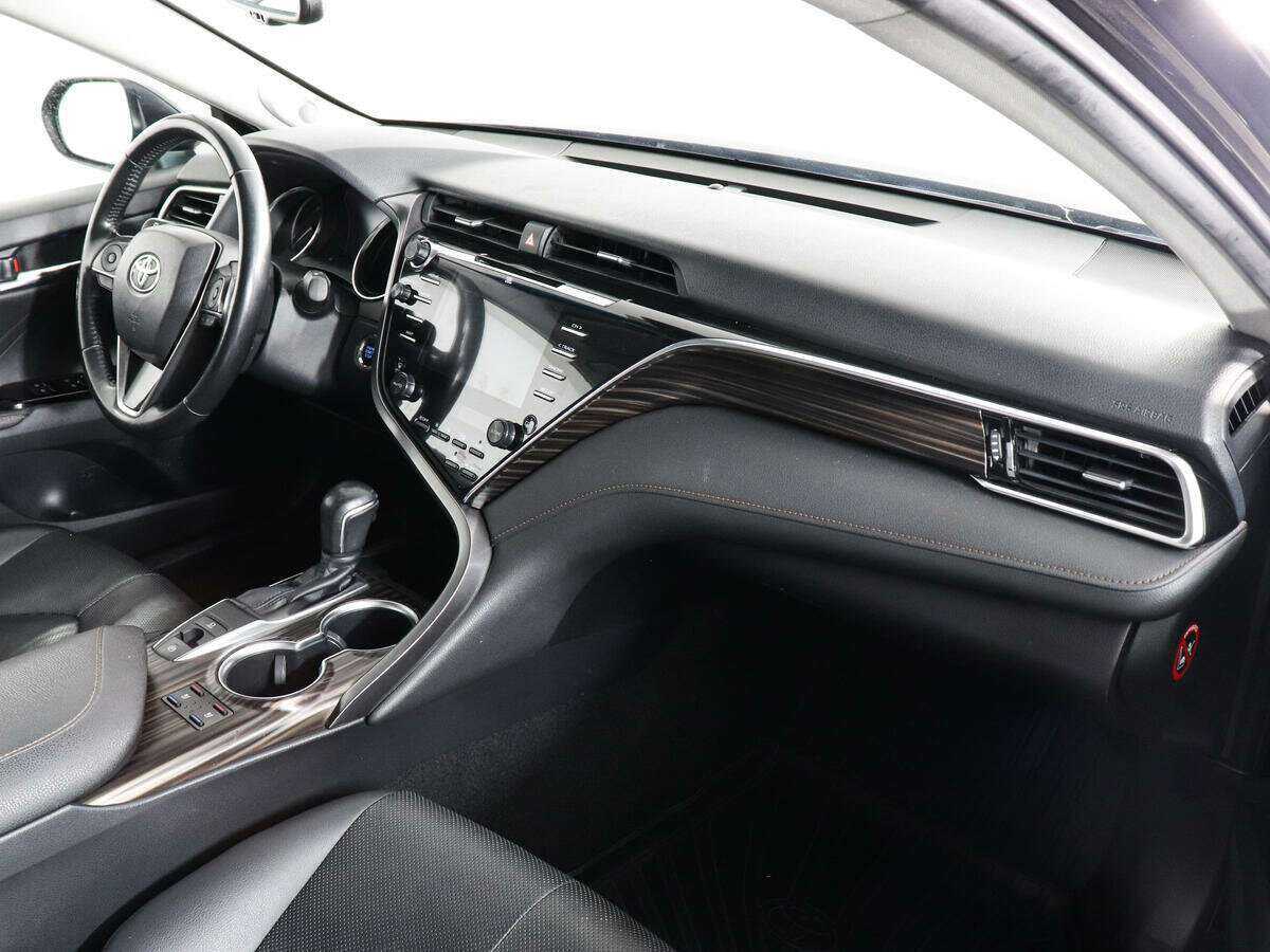 Toyota Camry б/у, 2018, Автоматическая. Фото: #9