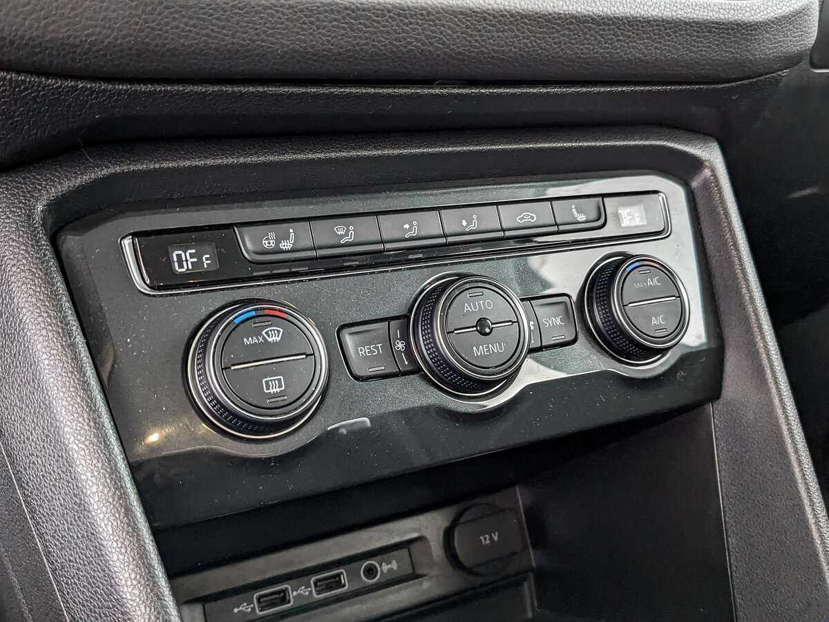 Volkswagen Tiguan б/у, 2020, Роботизированная. Фото: #16