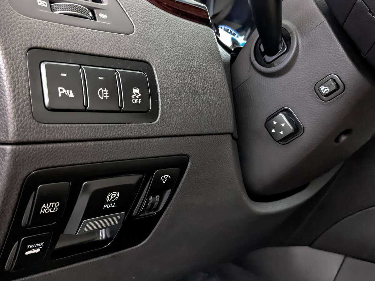 Hyundai Equus б/у, 2012, Автоматическая. Фото: #24