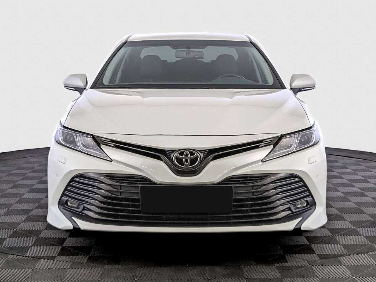 Toyota Camry б/у, 2021, Автоматическая. Фото: #1