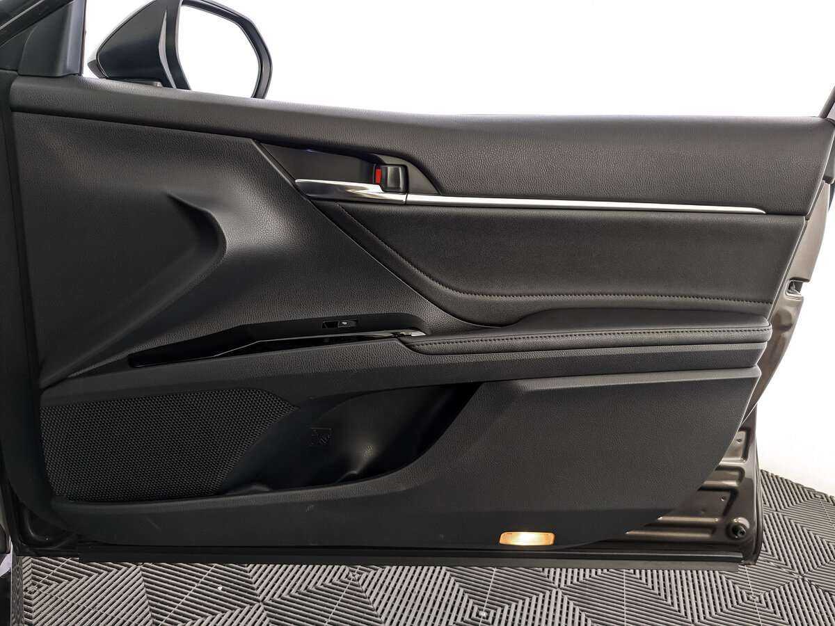 Toyota Camry б/у, 2018, Автоматическая. Фото: #20