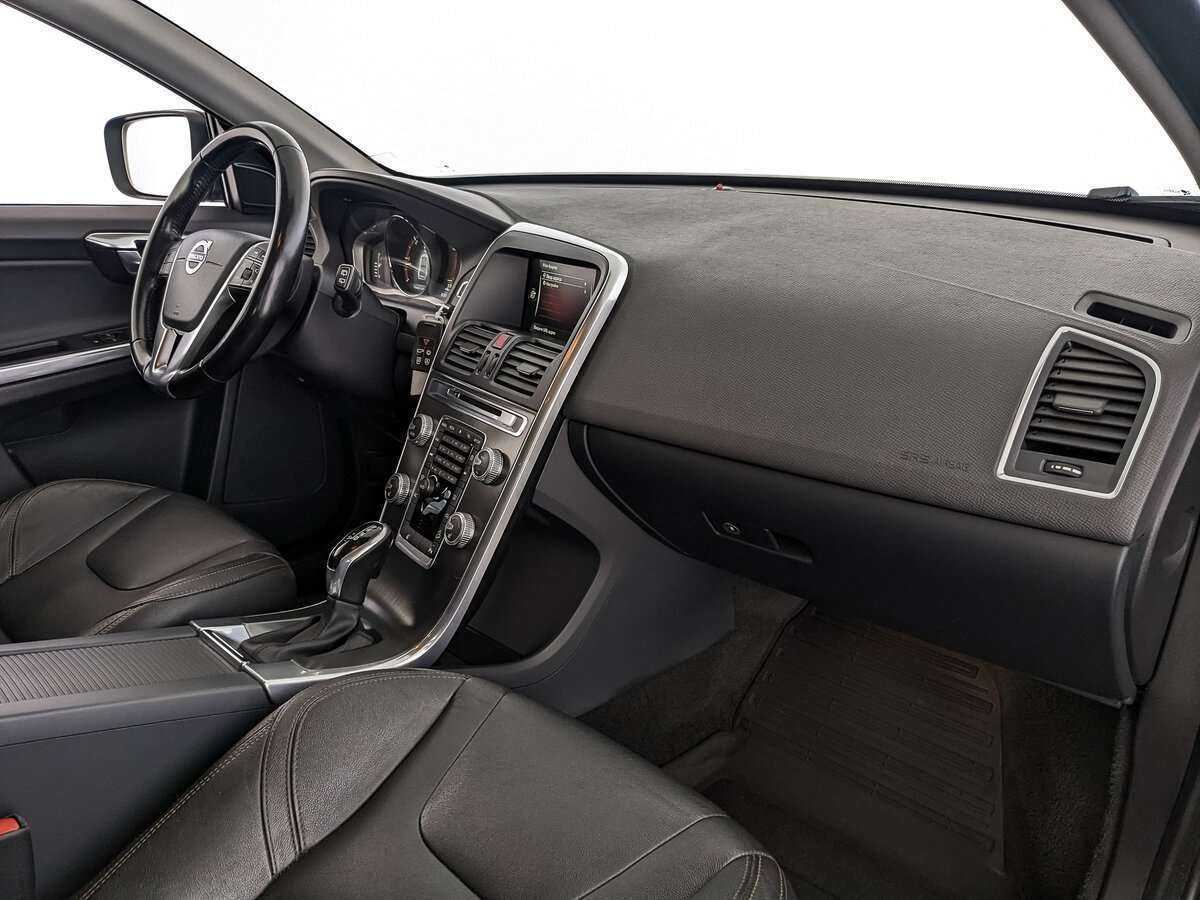 Вольво ИксЦ60 б/у, 2015, Автоматическая. Фото: #8