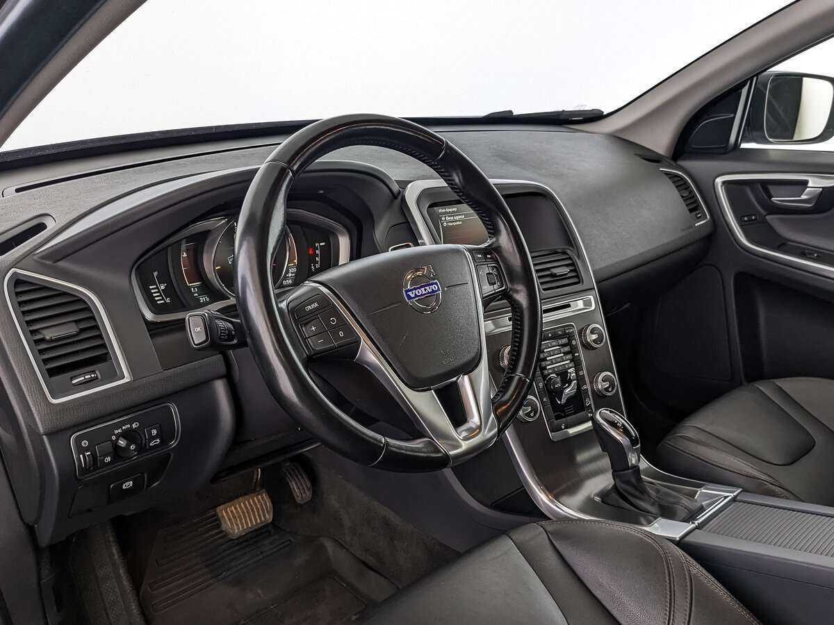 Вольво ИксЦ60 б/у, 2015, Автоматическая. Фото: #10