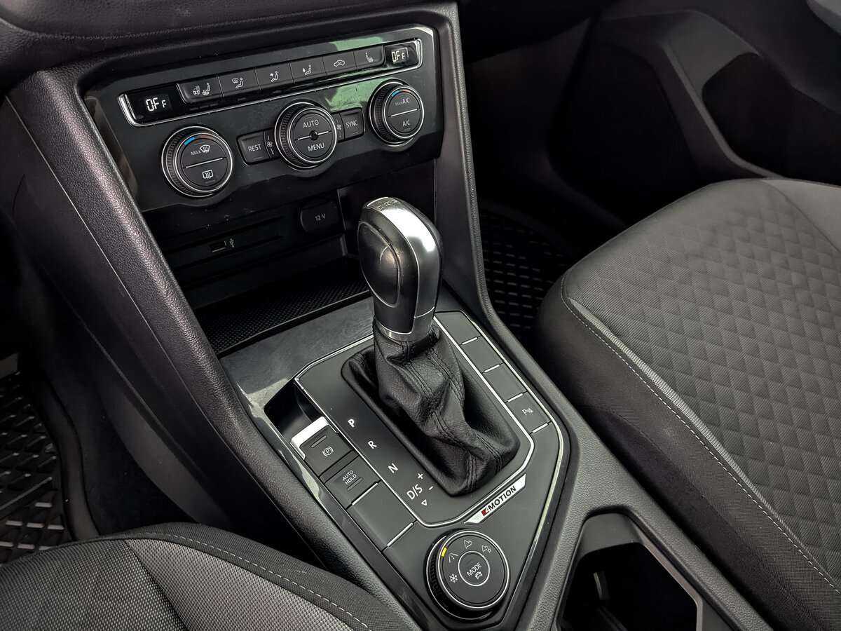 Volkswagen Tiguan б/у, 2018, Роботизированная. Фото: #16