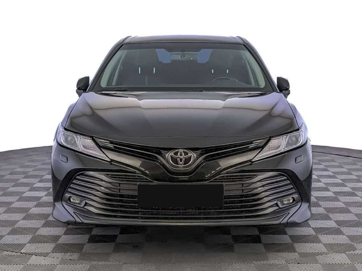 Toyota Camry б/у, 2019, Автоматическая. Фото: #1