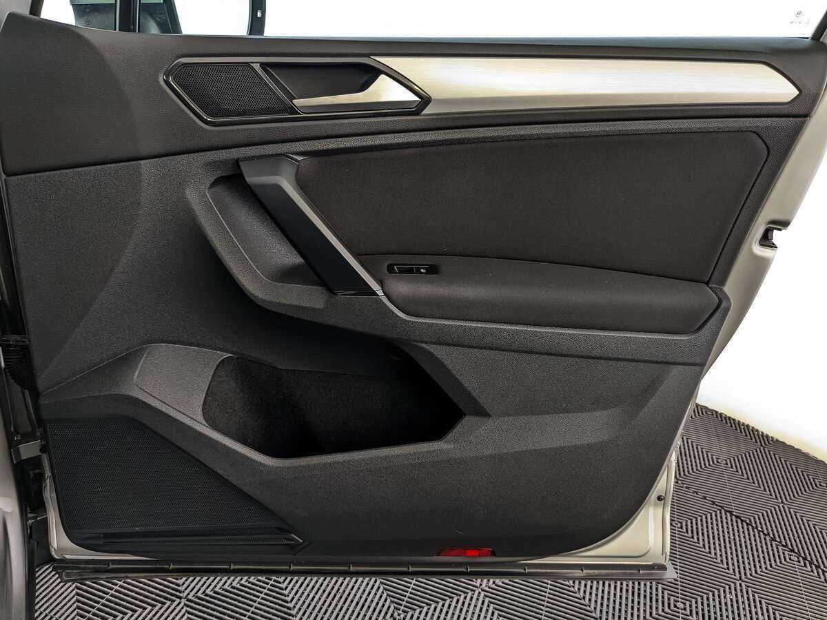 Фольксваген Тигуан б/у, 2017, Роботизированная. Фото: #19