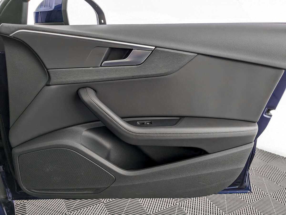 Audi A4 б/у, 2021, Роботизированная. Фото: #19