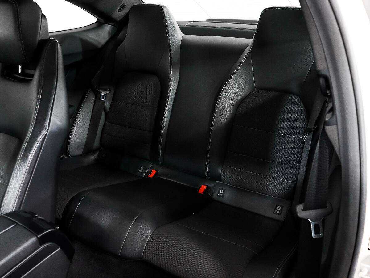 Mercedes-Benz C-Класс б/у, 2015, Автоматическая. Фото: #11