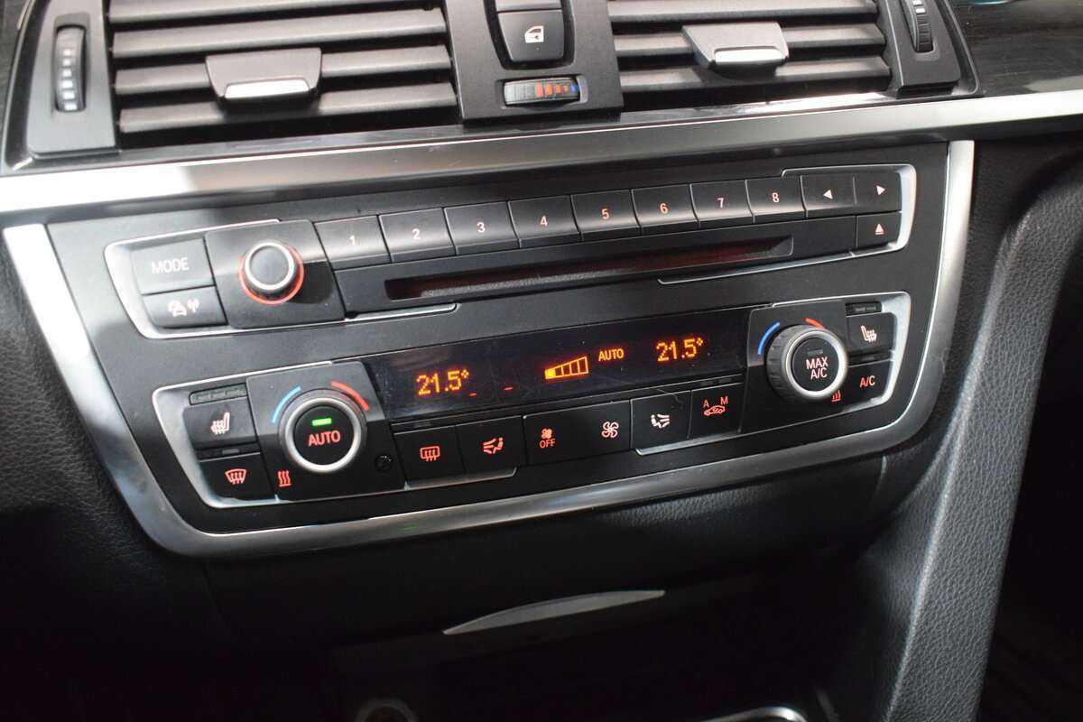 BMW 3 серии б/у, 2012, Автоматическая. Фото: #19