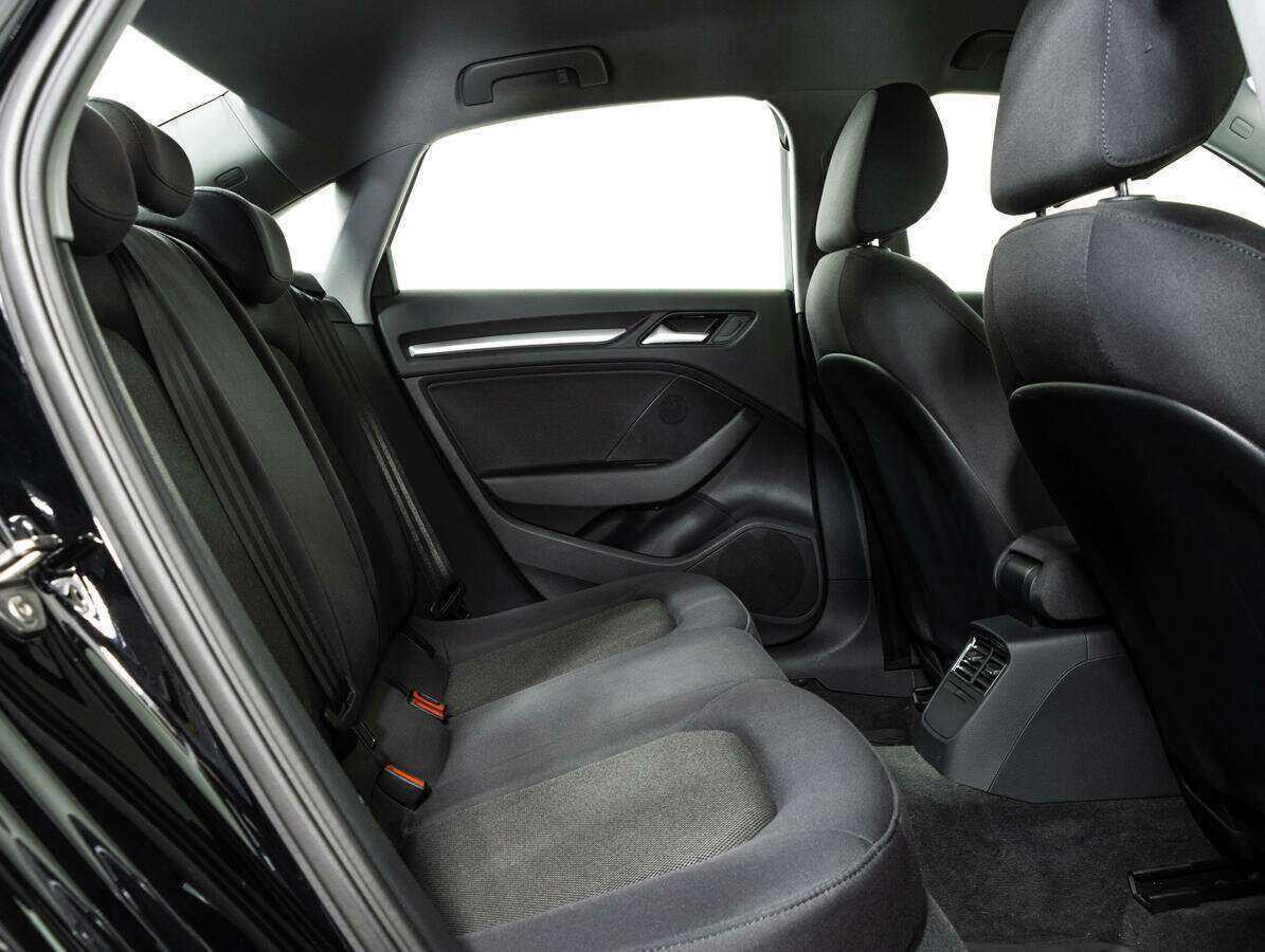 Audi A3 б/у, 2018, Роботизированная. Фото: #9