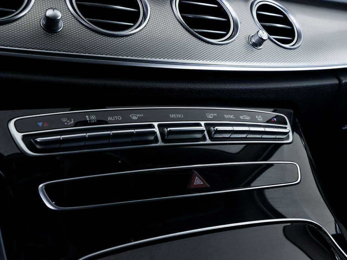 Mercedes-Benz E-Класс б/у, 2016, Автоматическая. Фото: #17