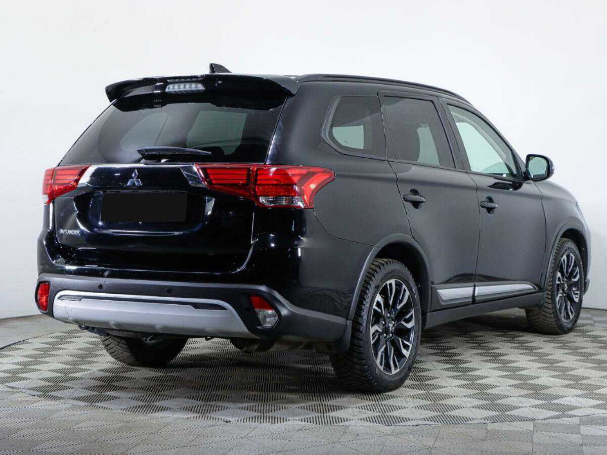 Mitsubishi Outlander б/у, 2021, Вариатор. Фото: #4