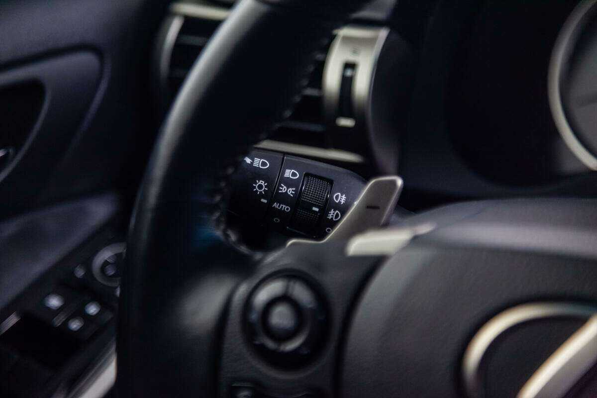 Lexus IS б/у, 2014, Автоматическая. Фото: #19