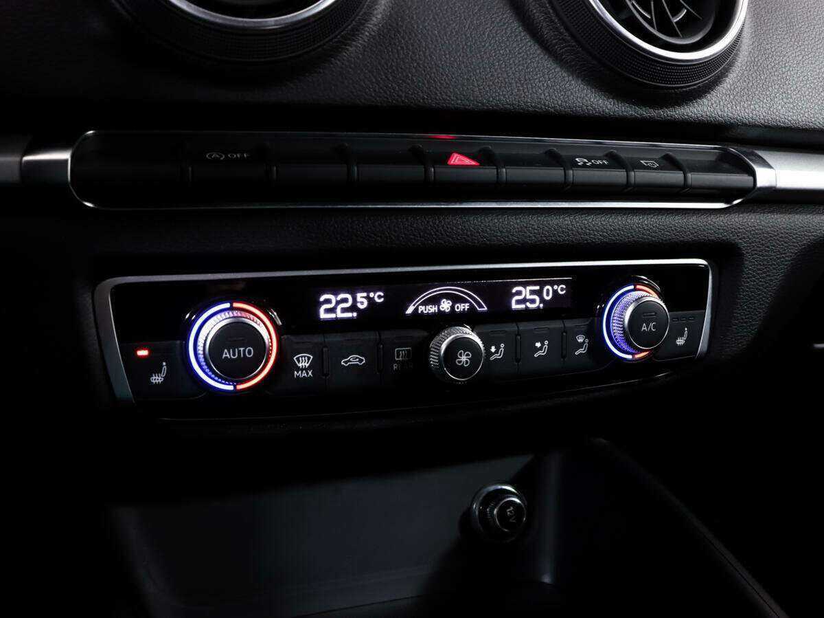 Audi A3 б/у, 2020, Роботизированная. Фото: #13