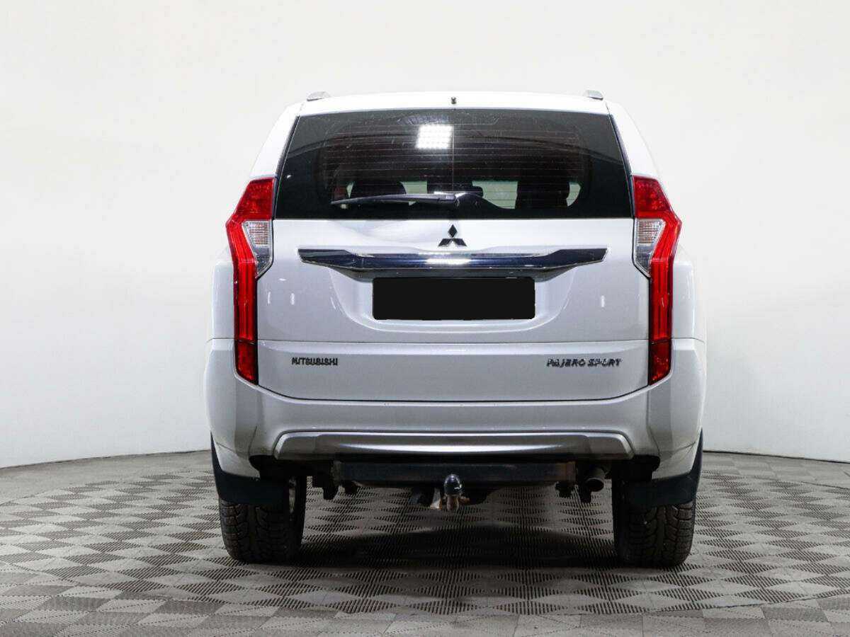Mitsubishi Pajero Sport б/у, 2018, Механическая. Фото: #5