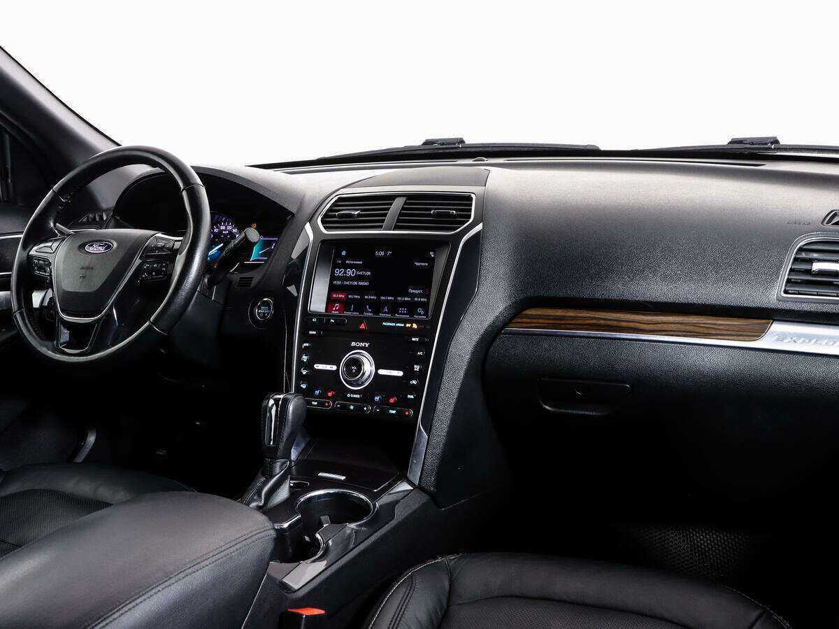 Ford Explorer б/у, 2018, Автоматическая. Фото: #5
