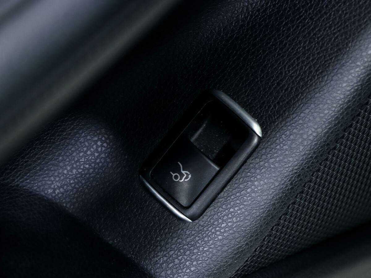 Mercedes-Benz CLA б/у, 2015, Роботизированная. Фото: #14