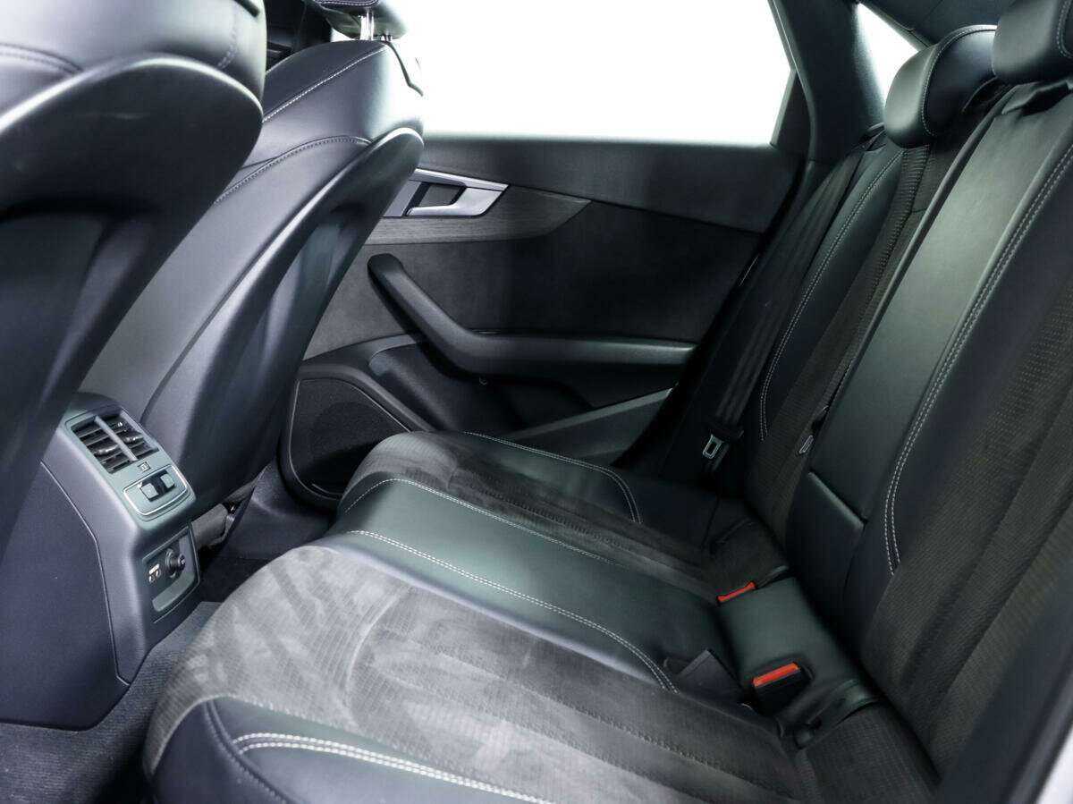 Audi A4 б/у, 2019, Роботизированная. Фото: #10