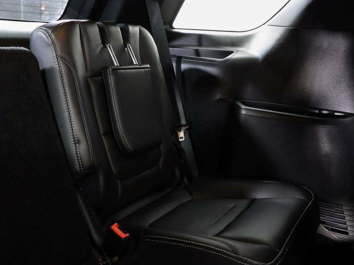 Ford Explorer б/у, 2017, Автоматическая. Фото: #15