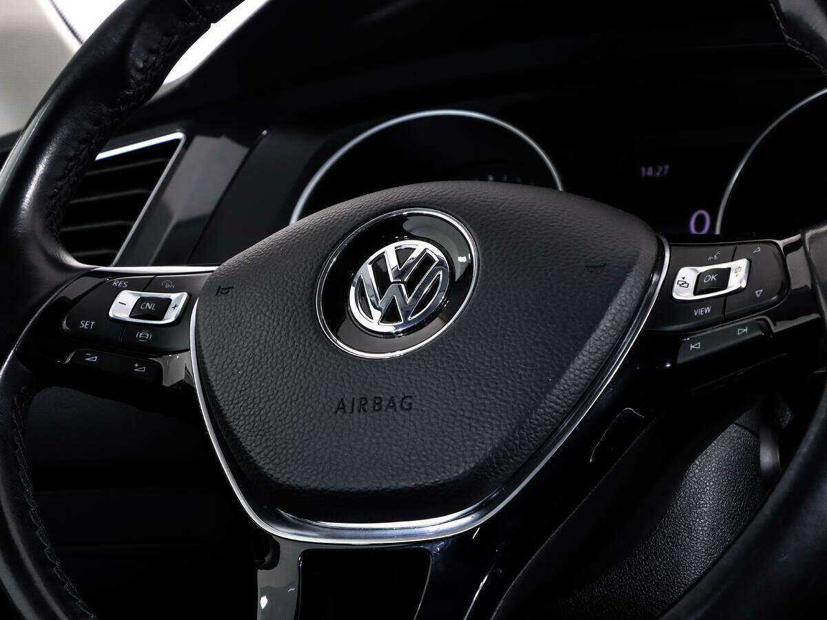 Volkswagen Tiguan б/у, 2020, Роботизированная. Фото: #12