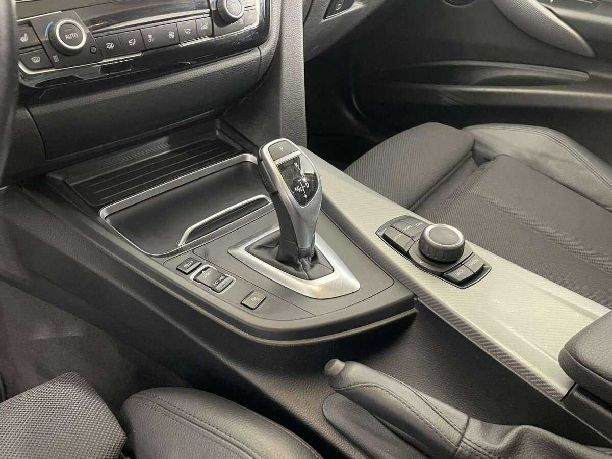 BMW 3 серии б/у, 2018, Автоматическая. Фото: #12