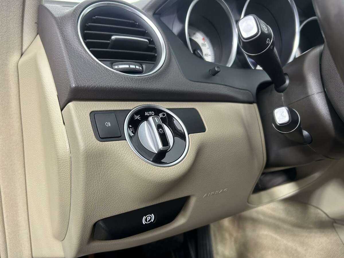 Mercedes-Benz C-Класс б/у, 2013, Автоматическая. Фото: #7